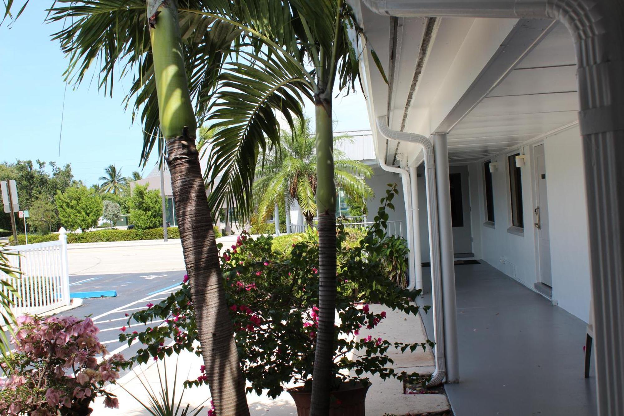 Economy Inn West Palm Beach Esterno foto