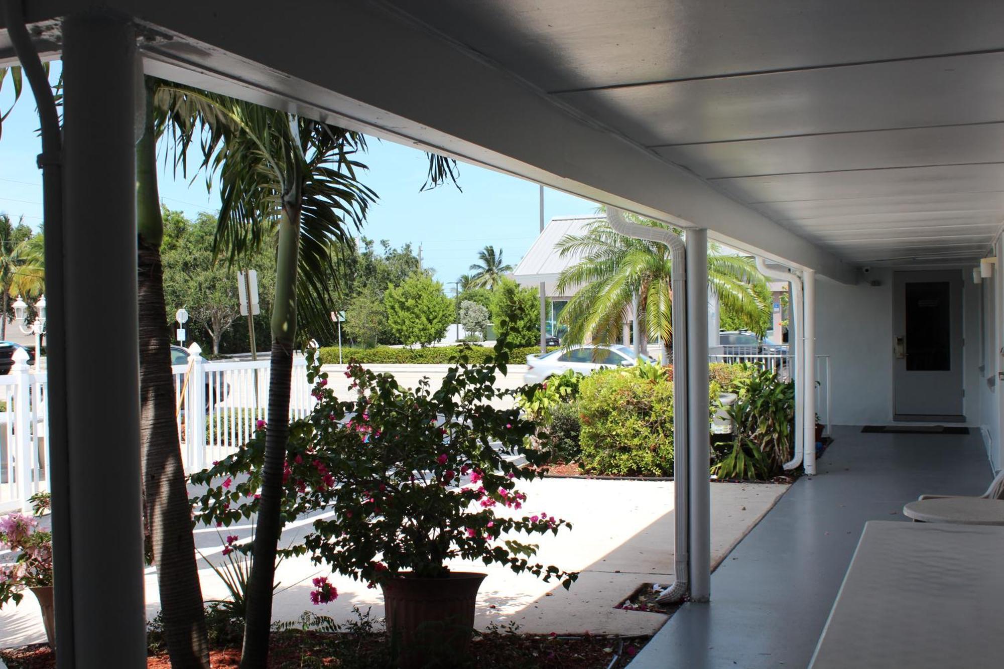 Economy Inn West Palm Beach Esterno foto